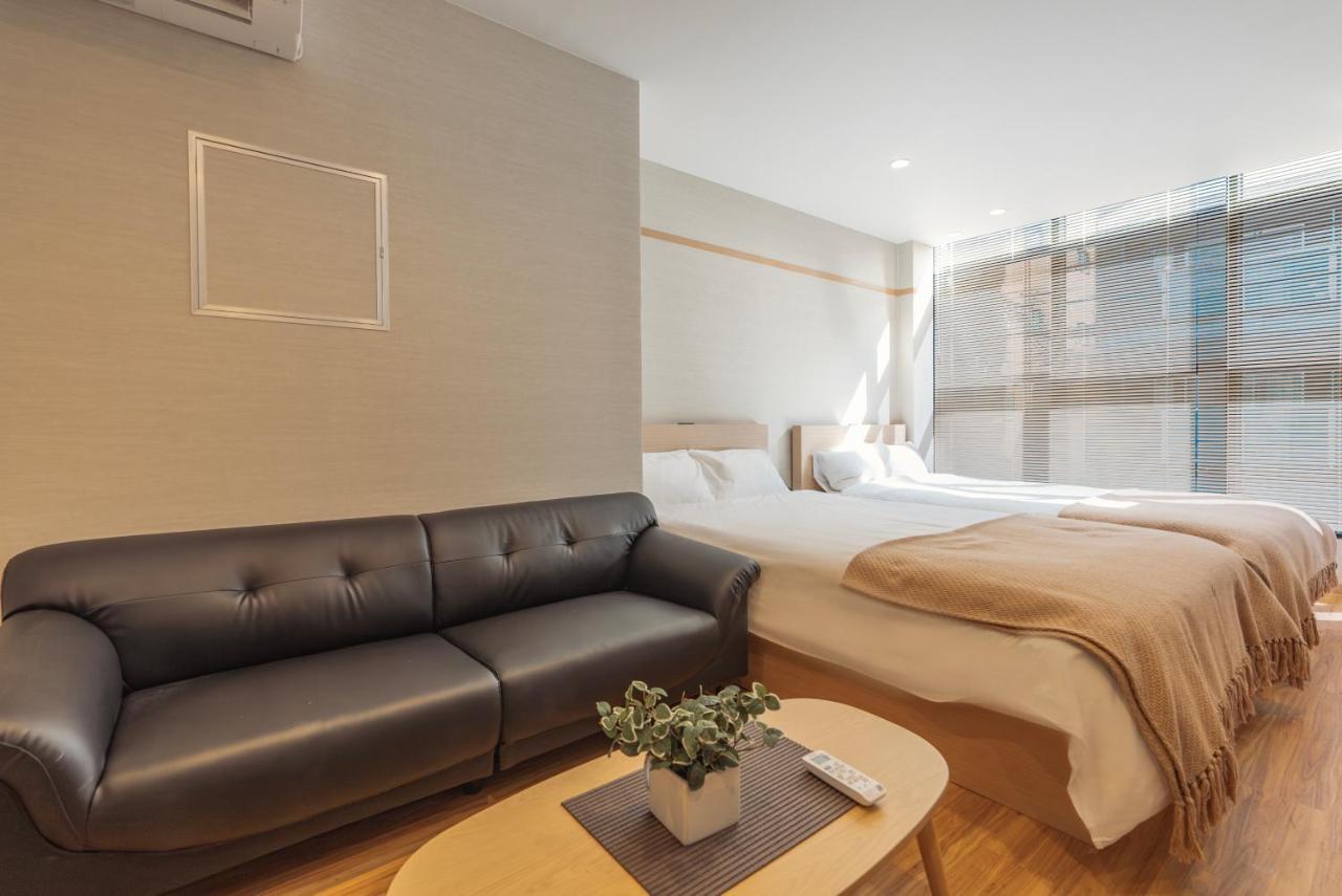 谷町君・星hotel・道頓福居 Οσάκα Εξωτερικό φωτογραφία